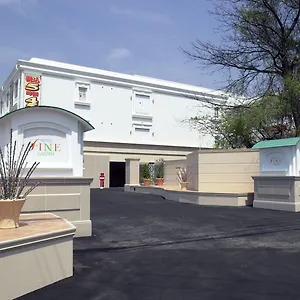 Love hotel Fine Garden Matsuyama (adults Only), Matsuyama (Ehime)